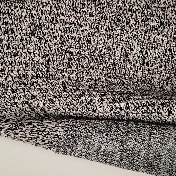 John + Jenn Knit Ribbed sweater White Black Chunky Mockneck sz.L Wool Blend Soft - Picture 11 of 16